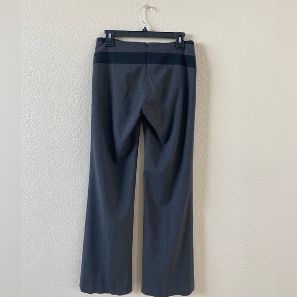 BCBG MaxAzria Unique Dark Gray Chic Wool Slacks with Black Geo Hip Design Size 2 - Picture 3 of 10